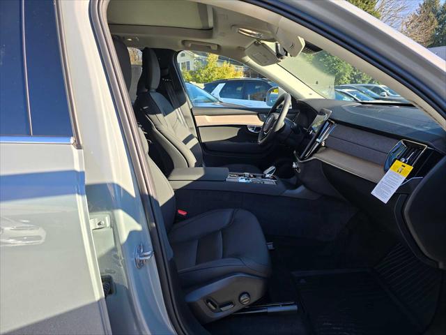 2026 Volvo XC90 Plug-In Hybrid Plus, T8 AWD, Electric/Gasoline, Bright, 7 Seats