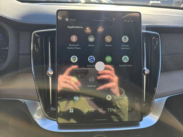 2026 Volvo XC90 Plug-In Hybrid Plus, T8 AWD, Electric/Gasoline, Bright, 7 Seats