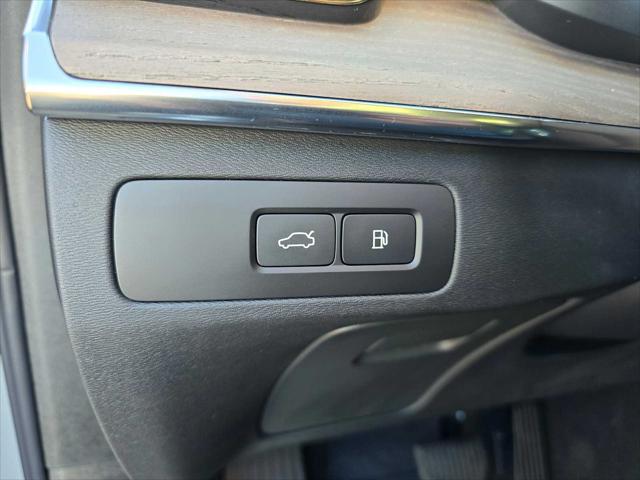 2026 Volvo XC90 Plug-In Hybrid Plus, T8 AWD, Electric/Gasoline, Bright, 7 Seats