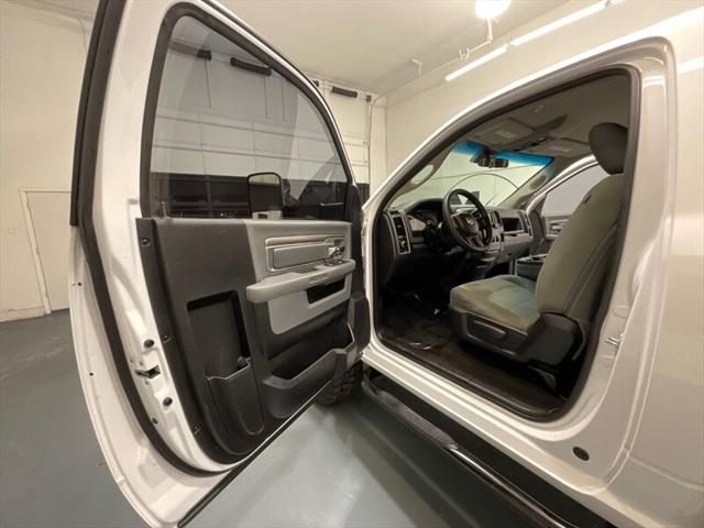 2017 Ram 2500 Tradesman Regular Cab 4x4 8' Box