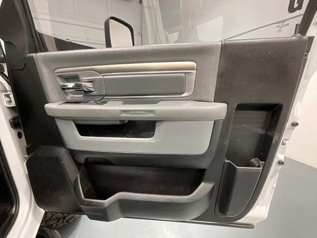 2017 Ram 2500 Tradesman Regular Cab 4x4 8' Box