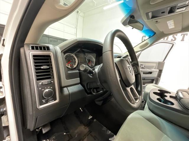 2017 Ram 2500 Tradesman Regular Cab 4x4 8' Box