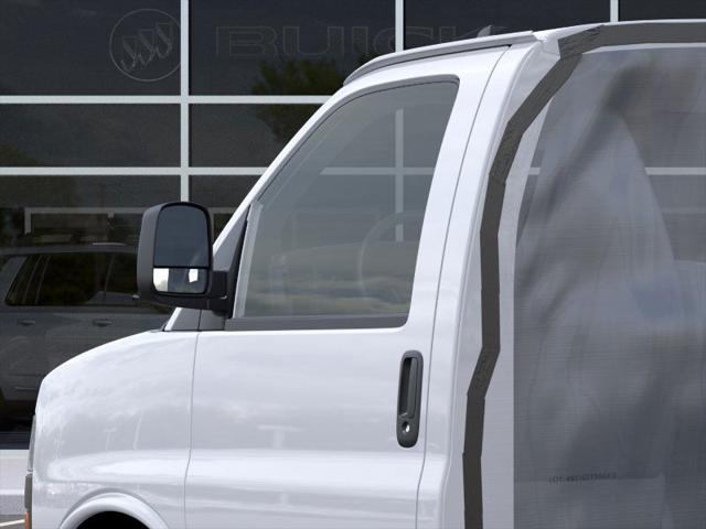 2025 GMC Savana Cutaway 4500 Van