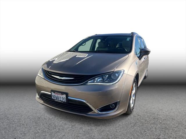 2018 Chrysler Pacifica Hybrid Touring L for sale in Redwood City, CA