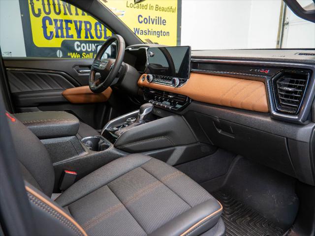 2024 GMC Canyon 4WD AT4