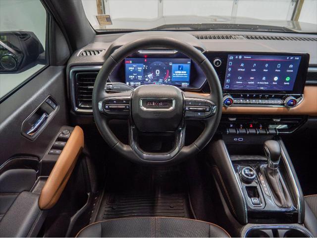2024 GMC Canyon 4WD AT4