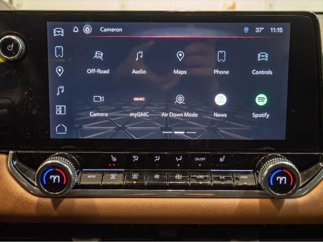 2024 GMC Canyon 4WD AT4