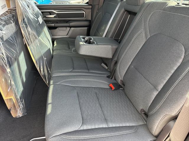 2026 Ram 1500 Big Horn Crew Cab 4x4 5'7" Box