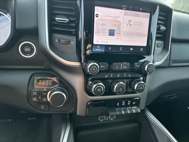 2026 Ram 1500 Big Horn Crew Cab 4x4 5'7" Box