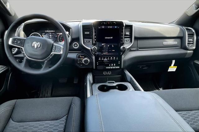 2026 Ram 1500 Big Horn Crew Cab 4x4 5'7" Box
