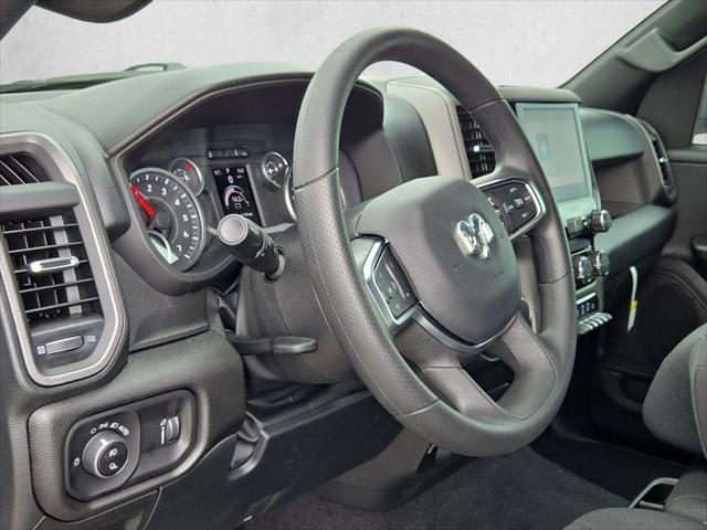 2026 RAM Ram 1500 RAM 1500 EXPRESS CREW CAB 4X2 57 BOX