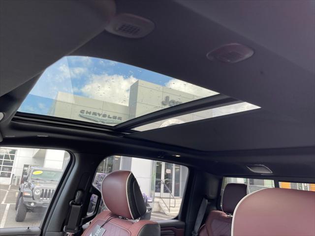 2026 Ram 1500 Limited Crew Cab 4x4 5'7" Box