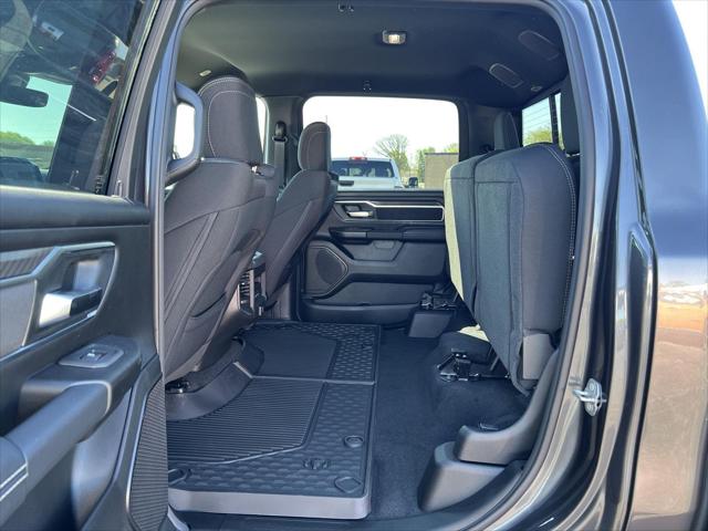 2026 Ram 1500 Big Horn Crew Cab 4x4 5'7" Box