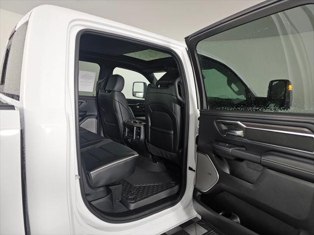 2026 Ram 1500 Laramie Crew Cab 4x4 5'7" Box