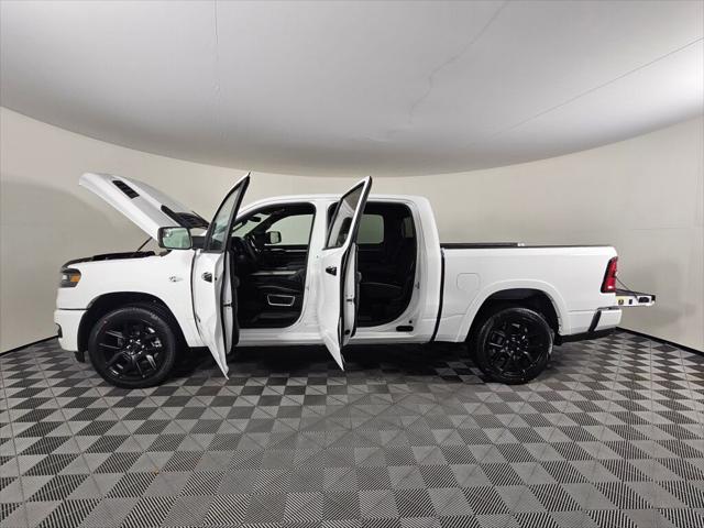 2026 Ram 1500 Laramie Crew Cab 4x4 5'7" Box