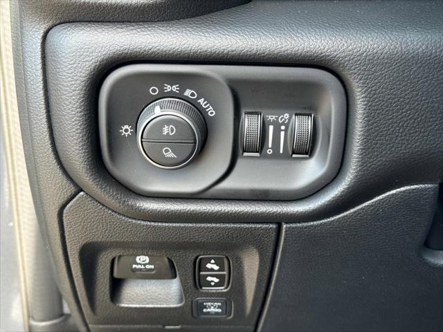2026 Ram 1500 Big Horn Crew Cab 4x4 5'7" Box