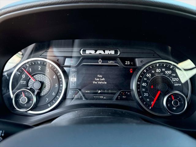 2026 Ram 1500 Big Horn Crew Cab 4x4 5'7" Box