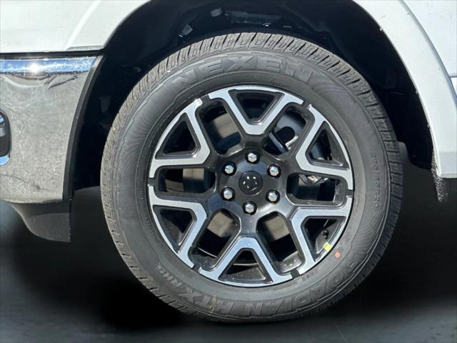 2026 Ram 1500 Laramie Crew Cab 4x4 5'7" Box