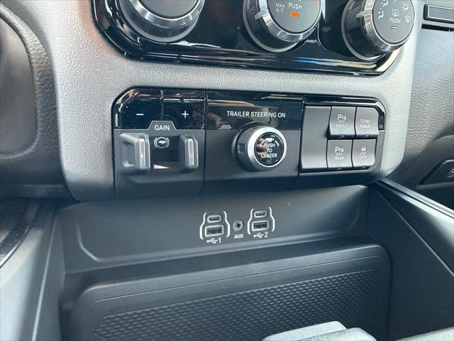 2026 Ram 1500 Big Horn Crew Cab 4x4 5'7" Box