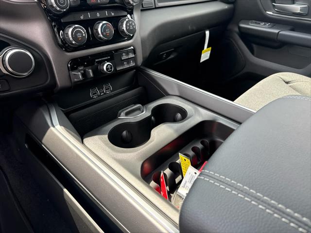 2026 Ram 1500 Big Horn Crew Cab 4x4 5'7" Box