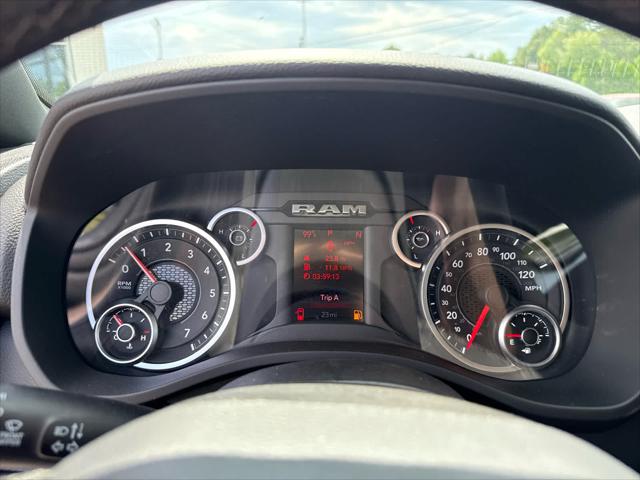 2026 Ram 1500 Big Horn Crew Cab 4x4 5'7" Box