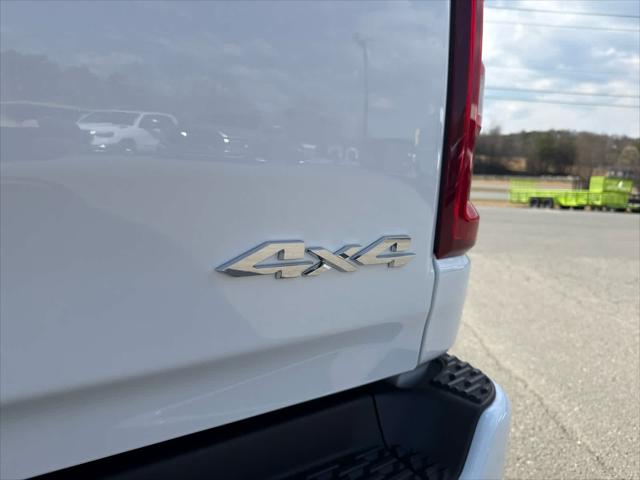 2026 Ram 1500 Laramie Crew Cab 4x4 5'7" Box
