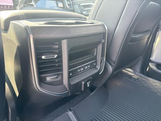 2026 Ram 1500 Laramie Crew Cab 4x4 5'7" Box
