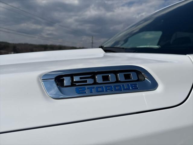 2026 Ram 1500 Laramie Crew Cab 4x4 5'7" Box
