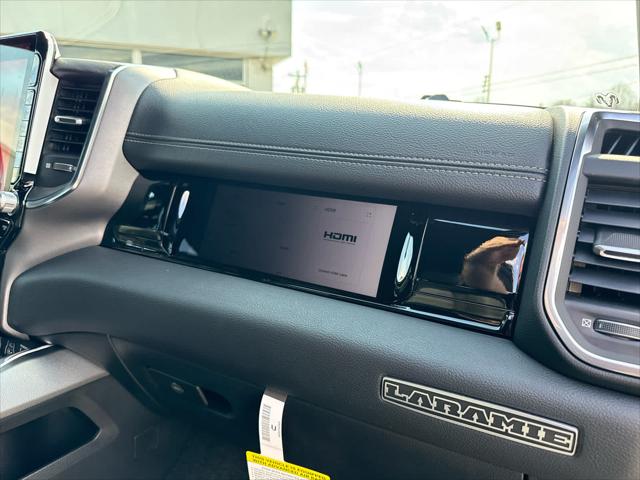 2026 Ram 1500 Laramie Crew Cab 4x4 5'7" Box