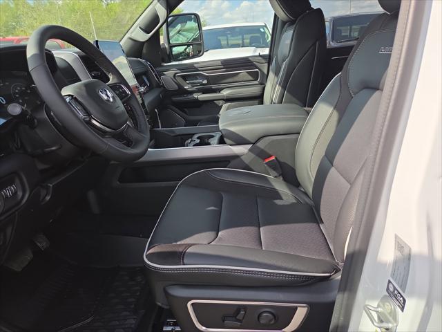 2026 Ram 1500 Laramie Crew Cab 4x4 5'7" Box