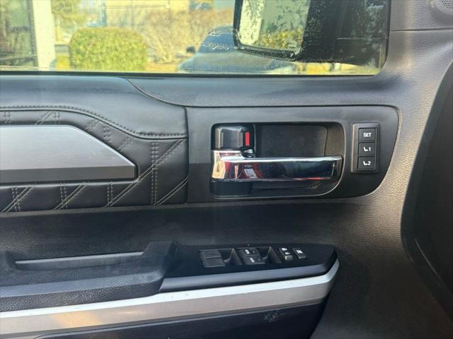 2017 Toyota Tundra Platinum 5.7L V8