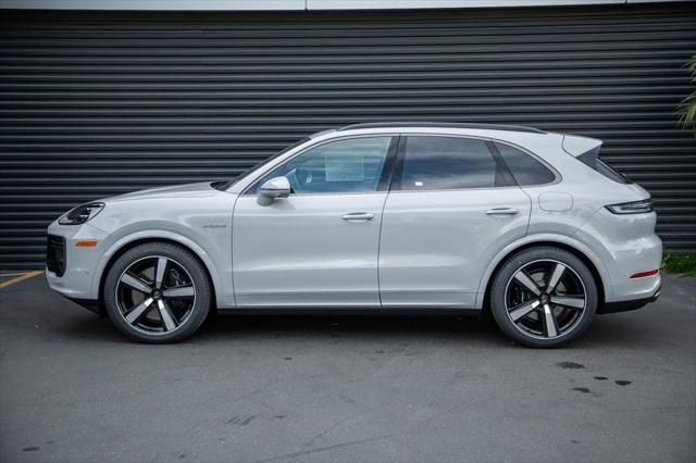 2026 Porsche Cayenne E-Hybrid Turbo