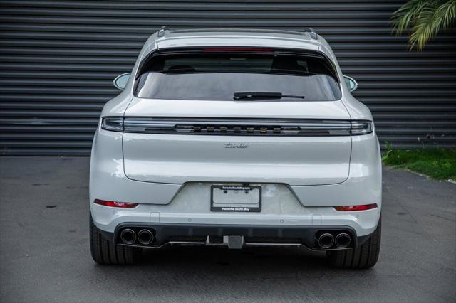 2026 Porsche Cayenne E-Hybrid Turbo