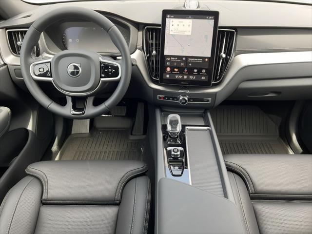2026 Volvo XC60 B5 Ultra Black Edition
