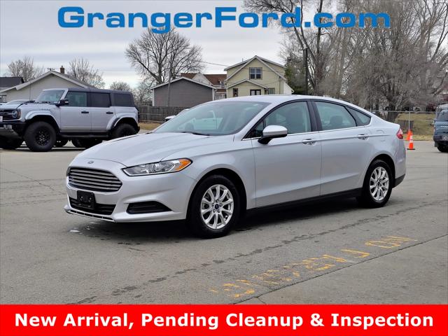 2016 Ford Fusion S