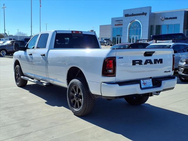 2026 RAM Ram 2500 RAM 2500 BLACK EXPRESS CREW CAB 4X4 8 BOX