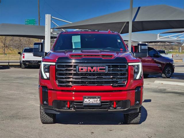 2025 GMC Sierra 2500HD 4WD Crew Cab Standard Bed AT4