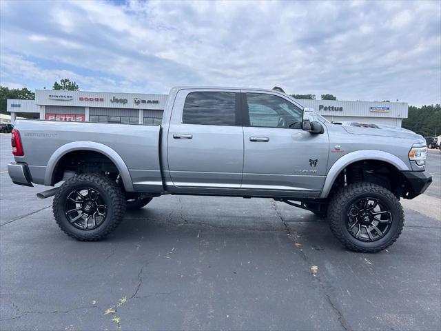2024 RAM 2500 Laramie Crew Cab 4x4 64 Box