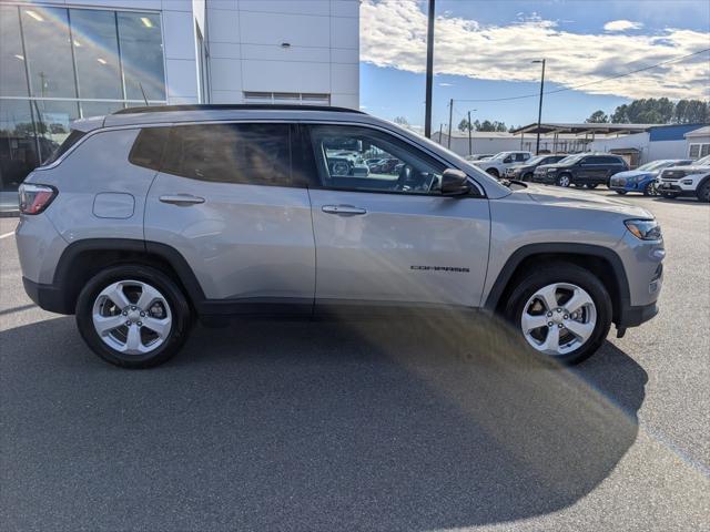 2022 Jeep Compass Latitude FWD