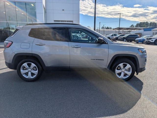 2022 Jeep Compass Latitude FWD