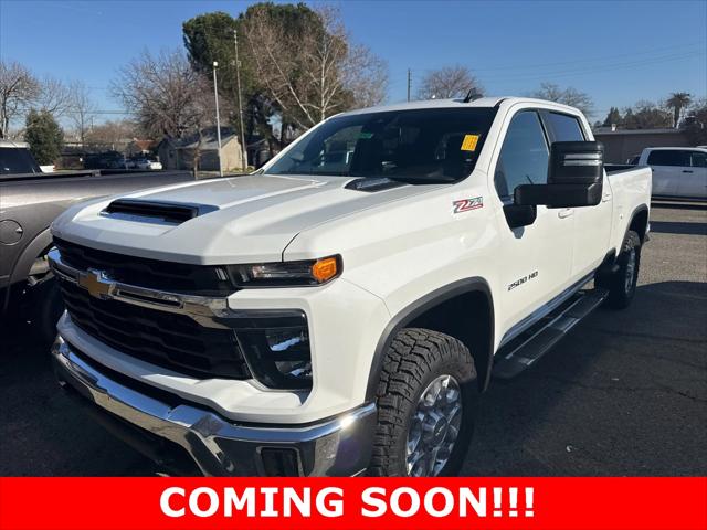 2024 Chevrolet Silverado 2500HD 4WD Crew Cab Standard Bed LT
