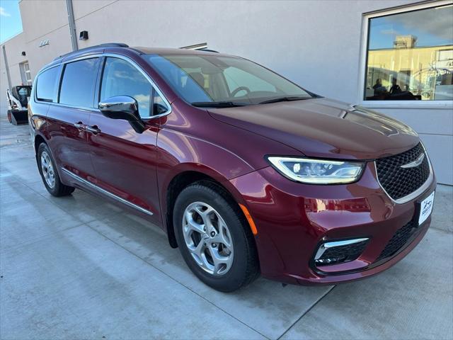 2023 Chrysler Pacifica Limited AWD