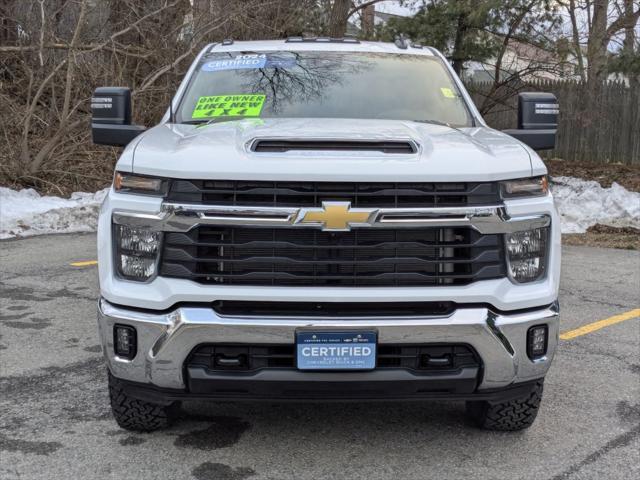2024 Chevrolet Silverado 2500HD 4WD Crew Cab Standard Bed LT