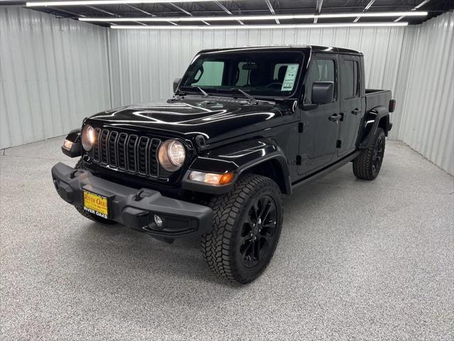 2025 Jeep Gladiator Nighthawk