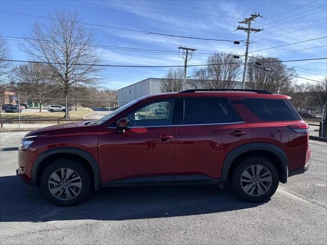 2024 Nissan Pathfinder SV 4WD