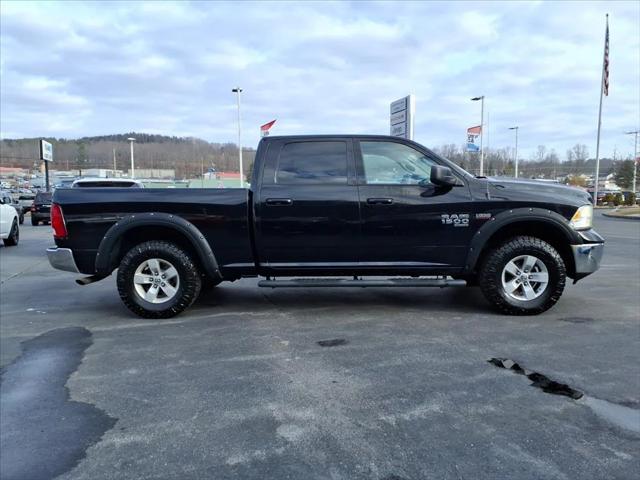 2019 RAM 1500 Classic SLT Crew Cab 4x4 64 Box