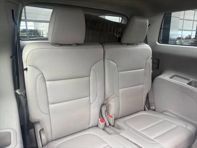 2022 GMC Acadia AWD SLT
