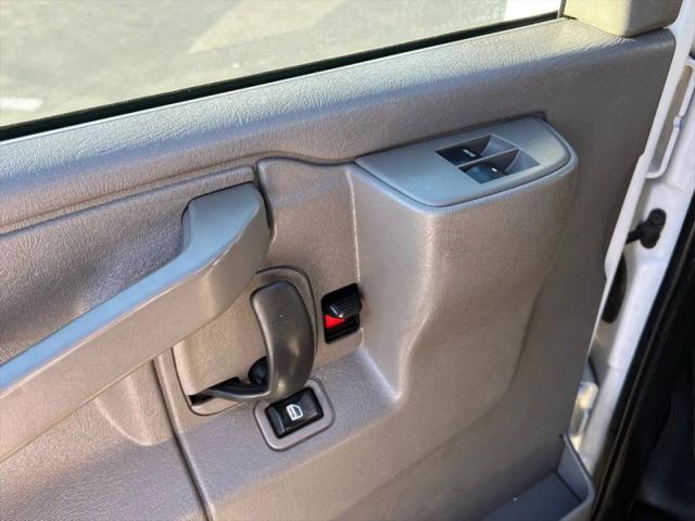 2020 GMC Savana Cargo RWD 2500 Regular Wheelbase Work Van