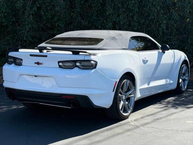 2020 Chevrolet Camaro RWD Convertible 2LT