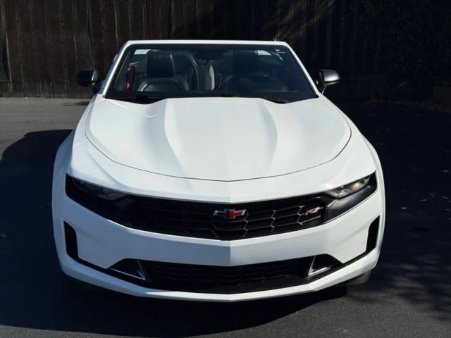 2020 Chevrolet Camaro RWD Convertible 2LT